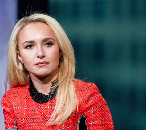 Hayden Panettiere Got a Breast Reduction so Her Body Felt Like。